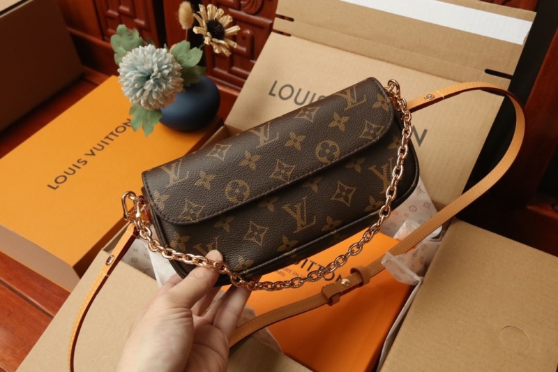 LV Clutch Bags